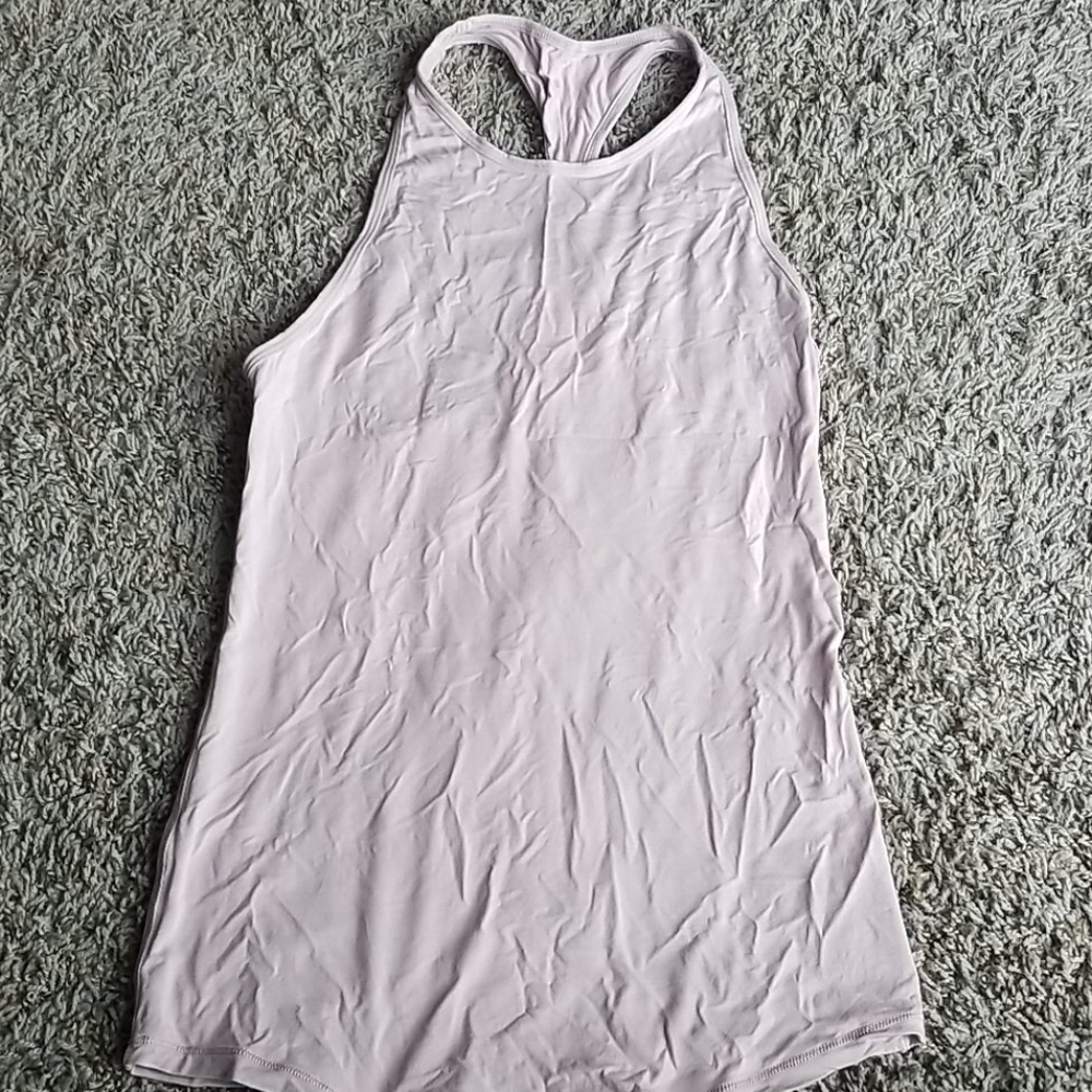 Lululemon tank